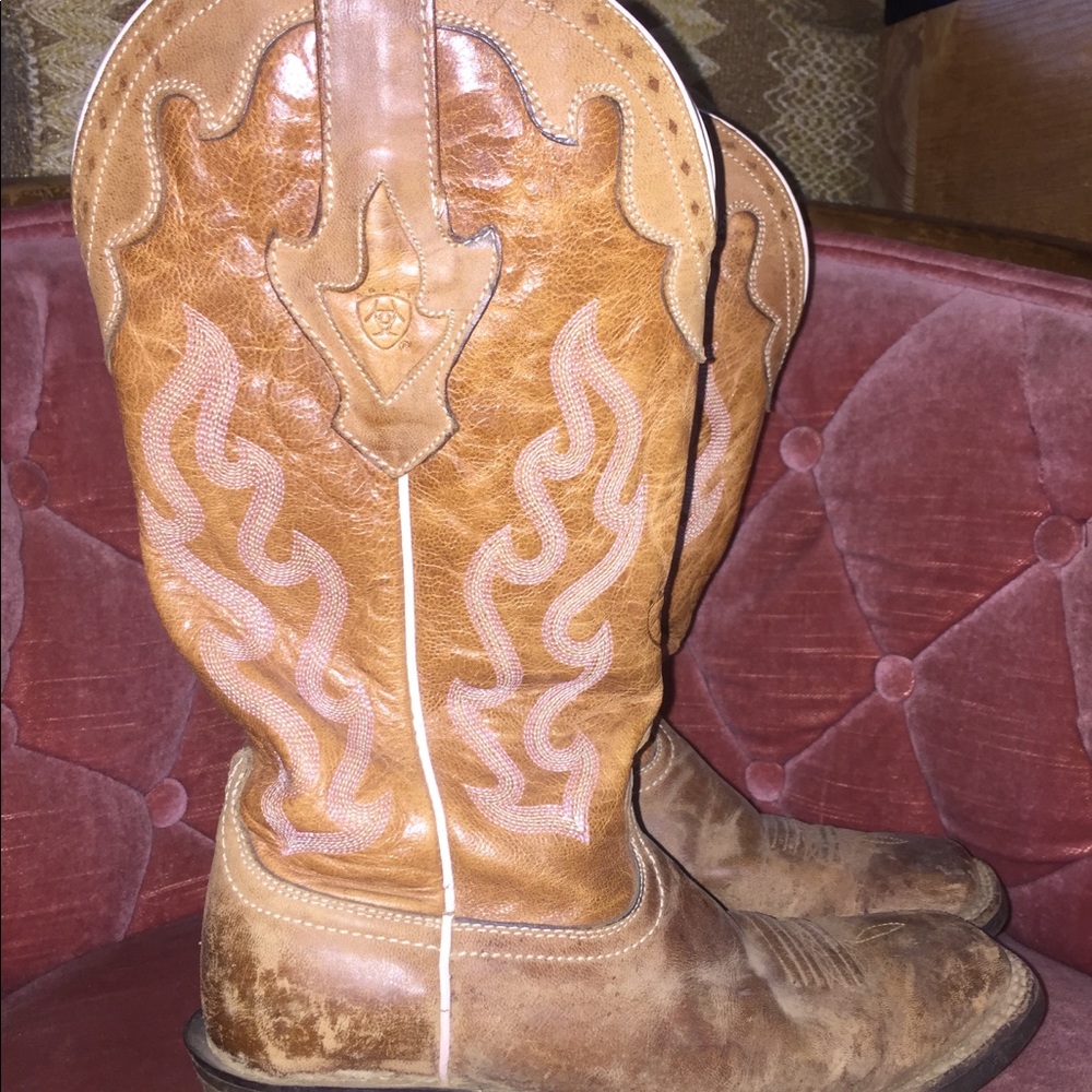 Boots - Picture 2 of 2